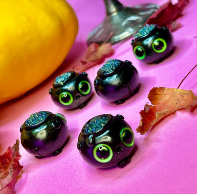 Butt Cauldron Worry Wart