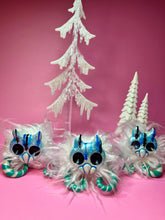 Carica l'immagine nel visualizzatore di Gallery, Frost Gloomble Doll