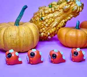 Pumpkin Pie Dino Worry Wart